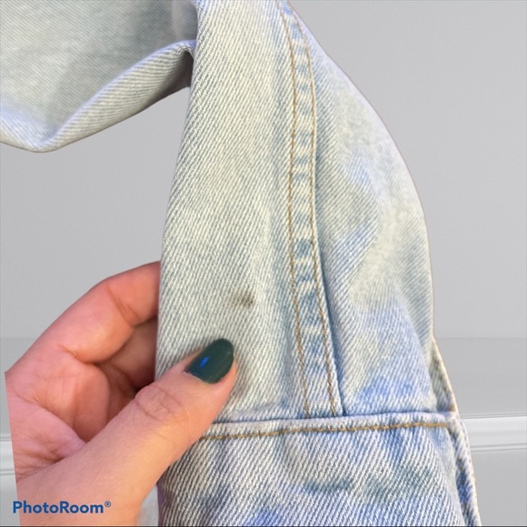 American Apparel Oversized Light Denim Jacket - Picture 10 of 10